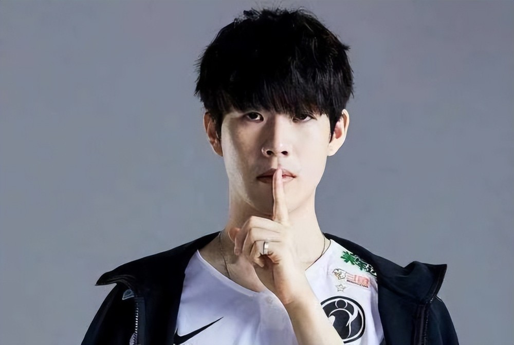 与罗德里戈 与罗德里戈